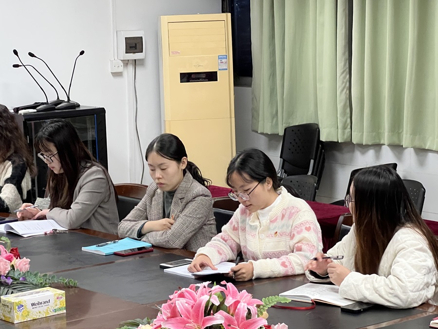 会议过程2.JPG