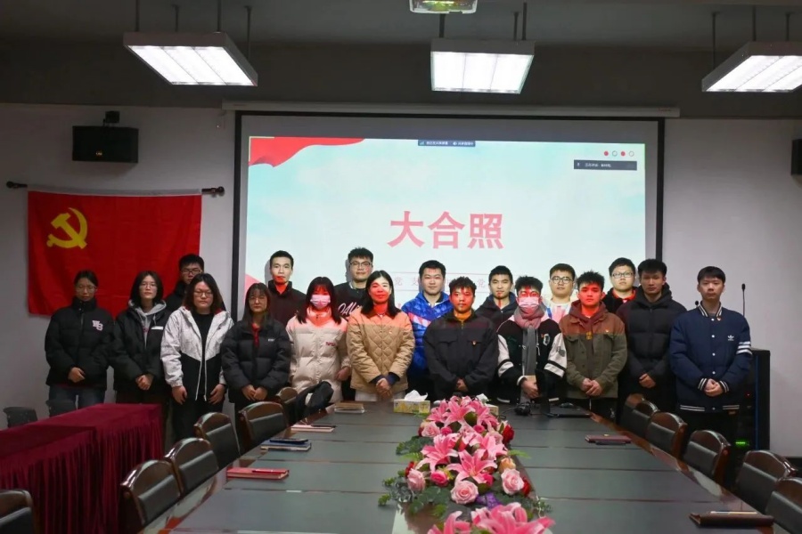 大合照.jpg