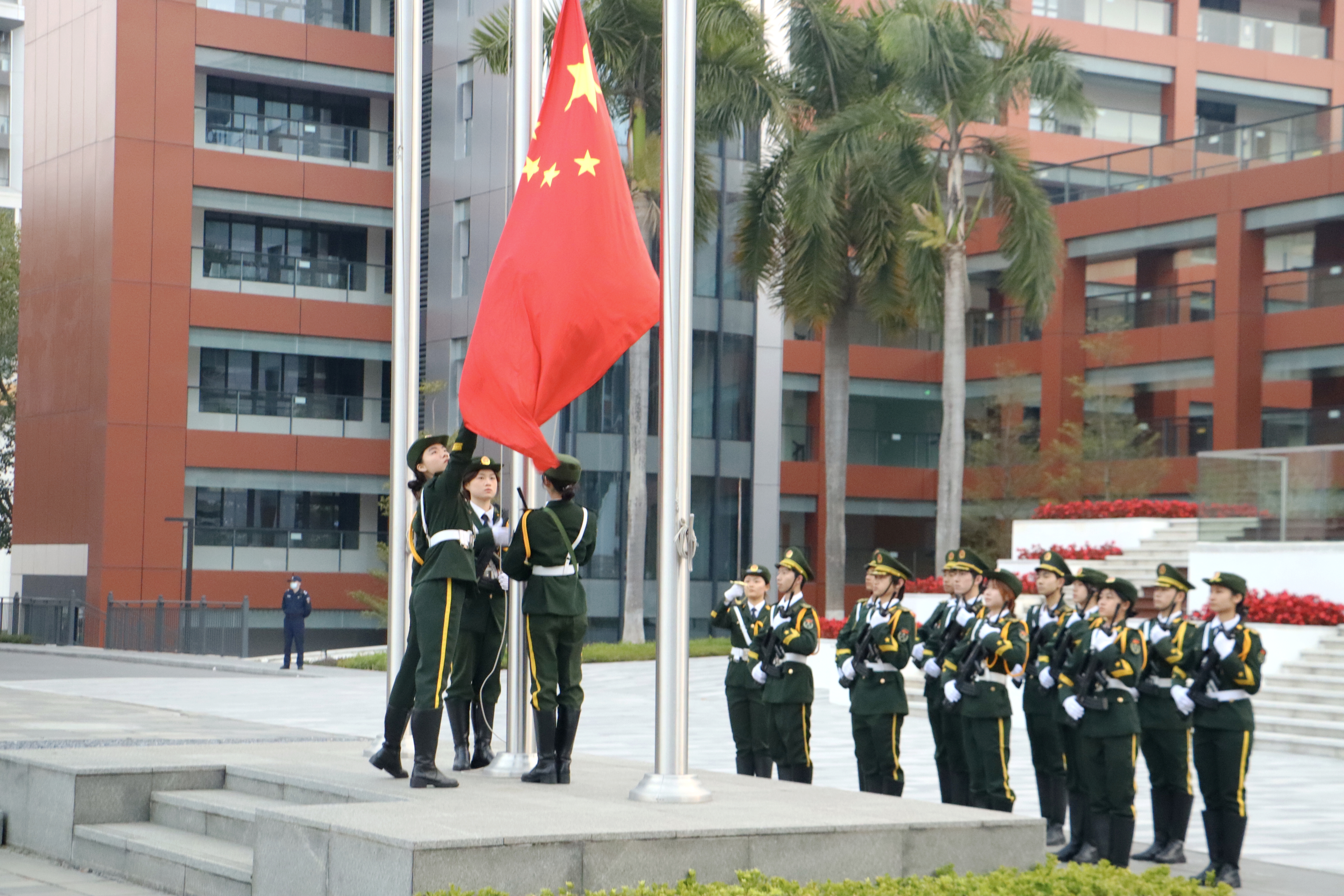 升旗现场 3.jpg